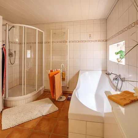 Wilhelm Appartements 100Qm Im Zentrum Brackenheim Naehe Tripsdrill Extérieur photo