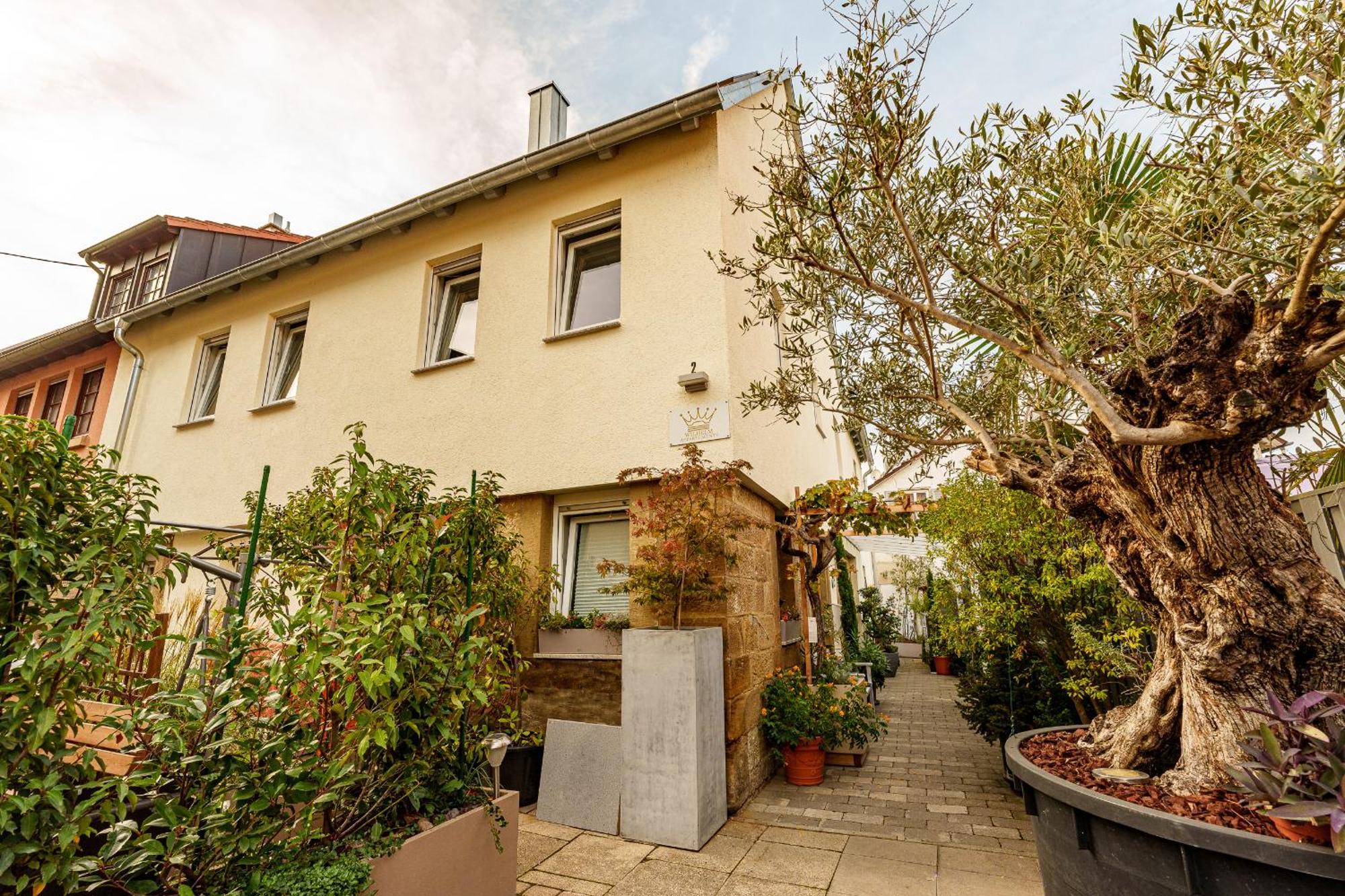 Apartment Wilhelm 100qm Im Zentrum Naehe Tripsdrill